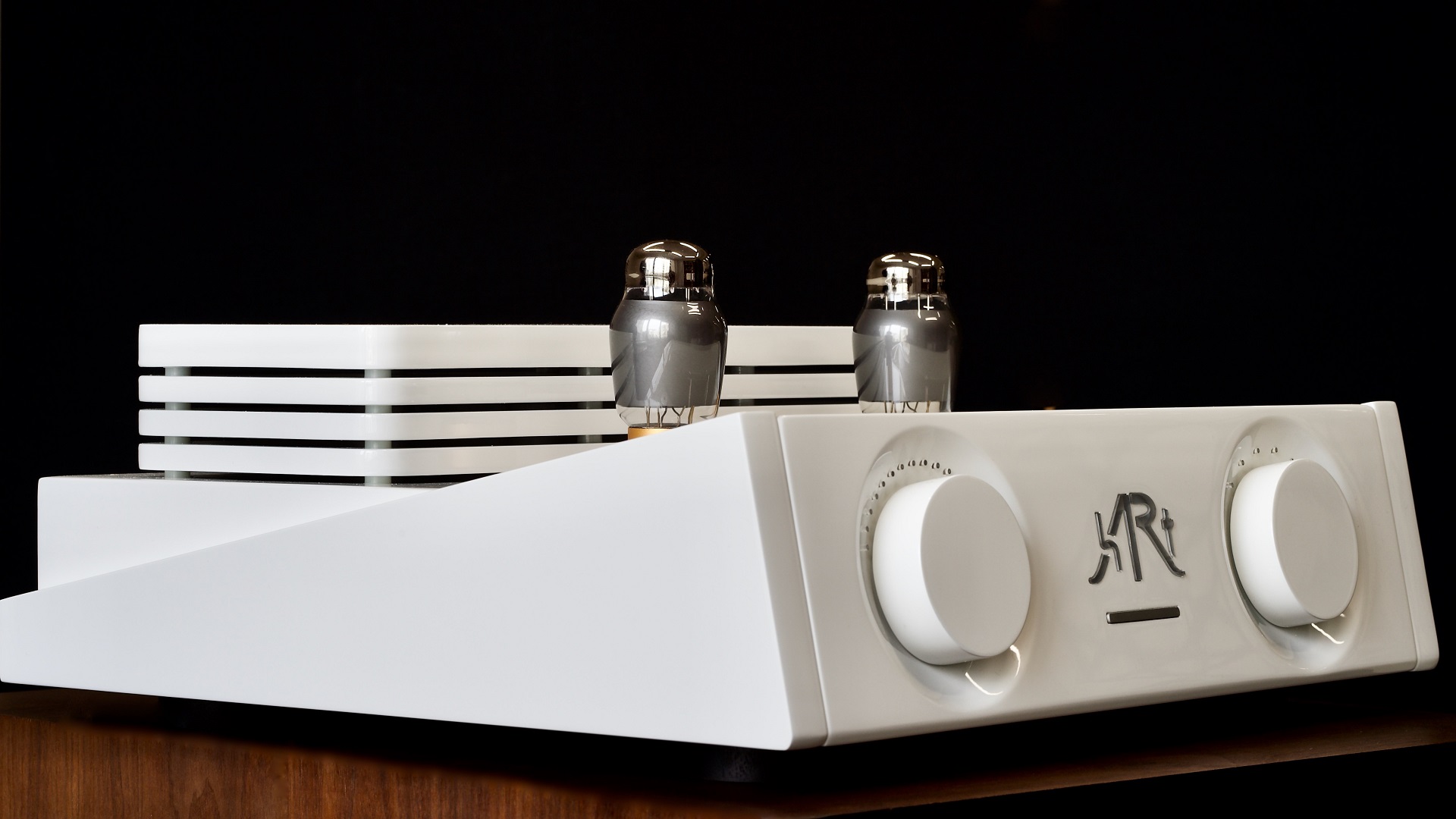 Tune Two Reference Preamplifier 01 sm